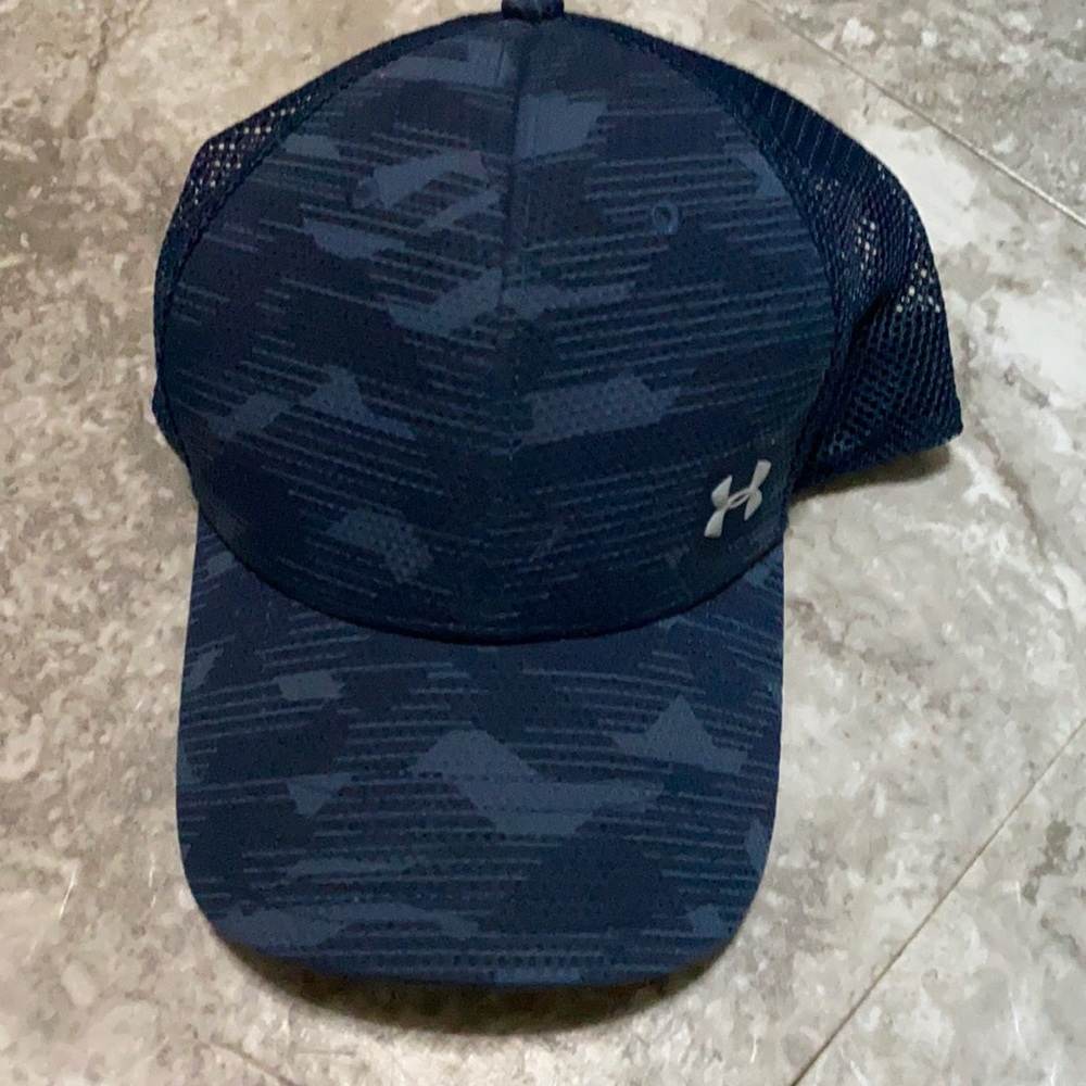 Under Armour hat
